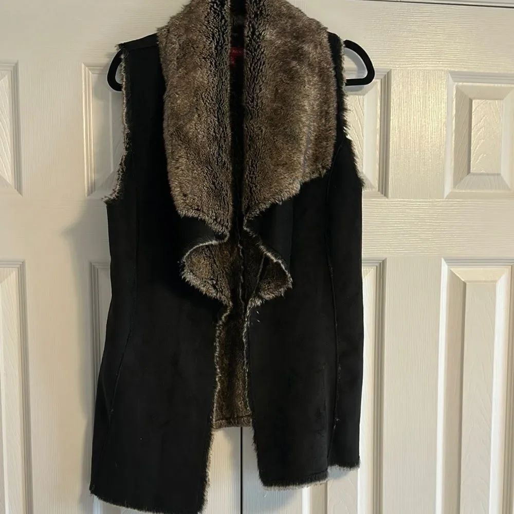 Saks Fifth Avenue Women’s Black & Brown Faux Fur Vest Size M